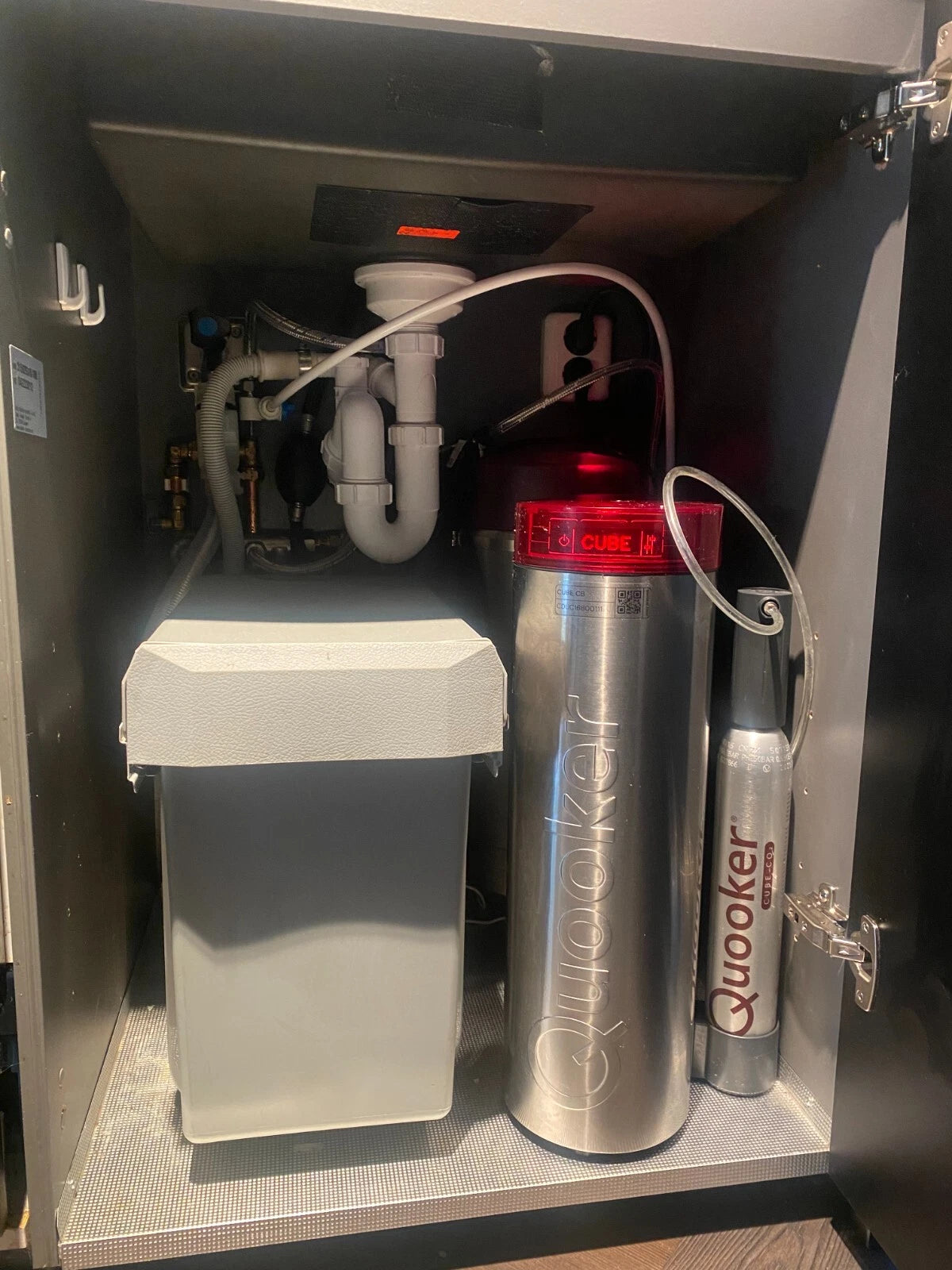 Quooker cube bruisend en gekoeld water op 3 °C Gen 2